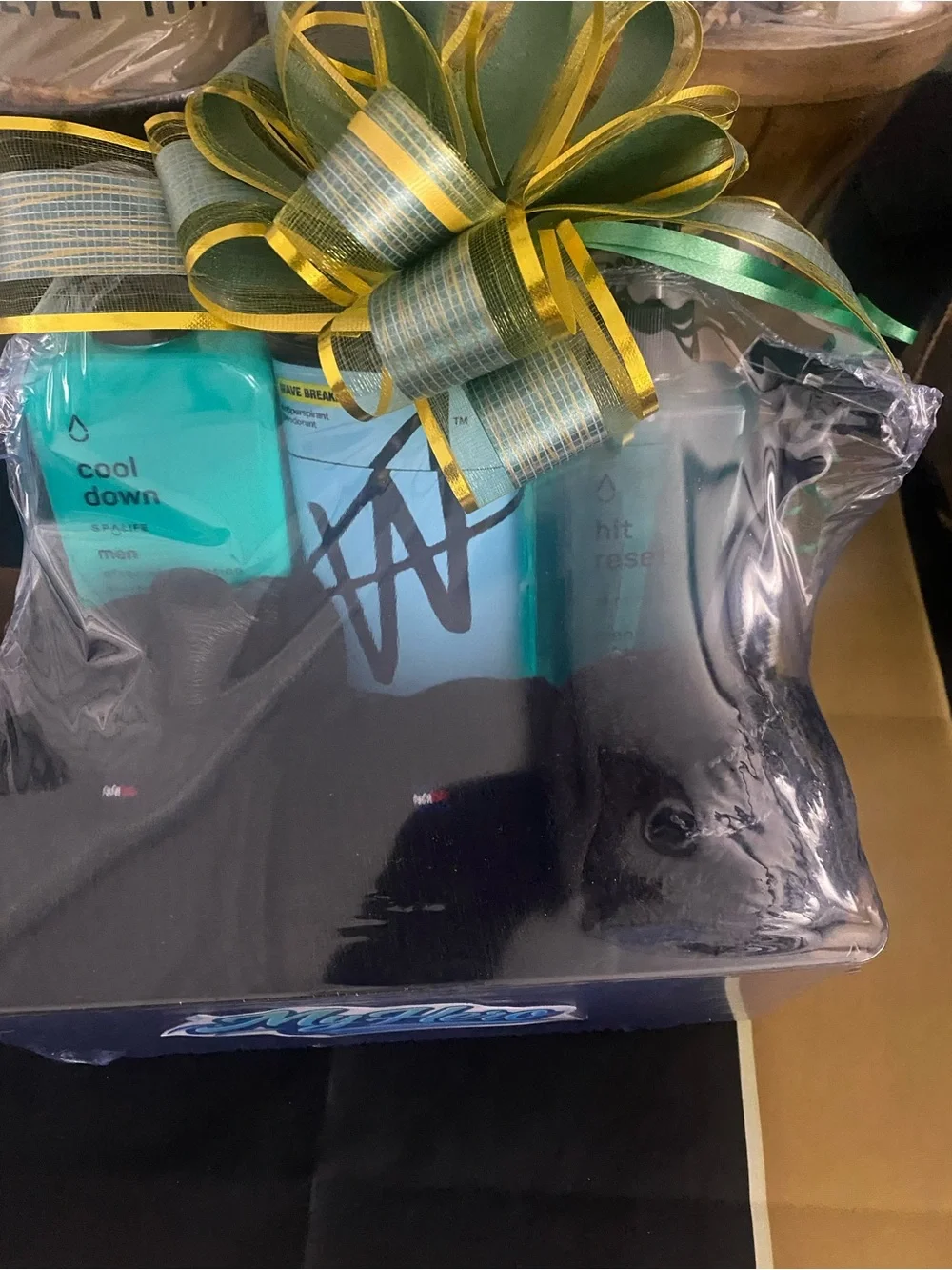 Men’s Everyday Essentials Gift Basket